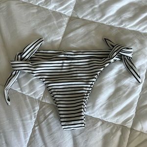 Mikoh stripped tie buttons
